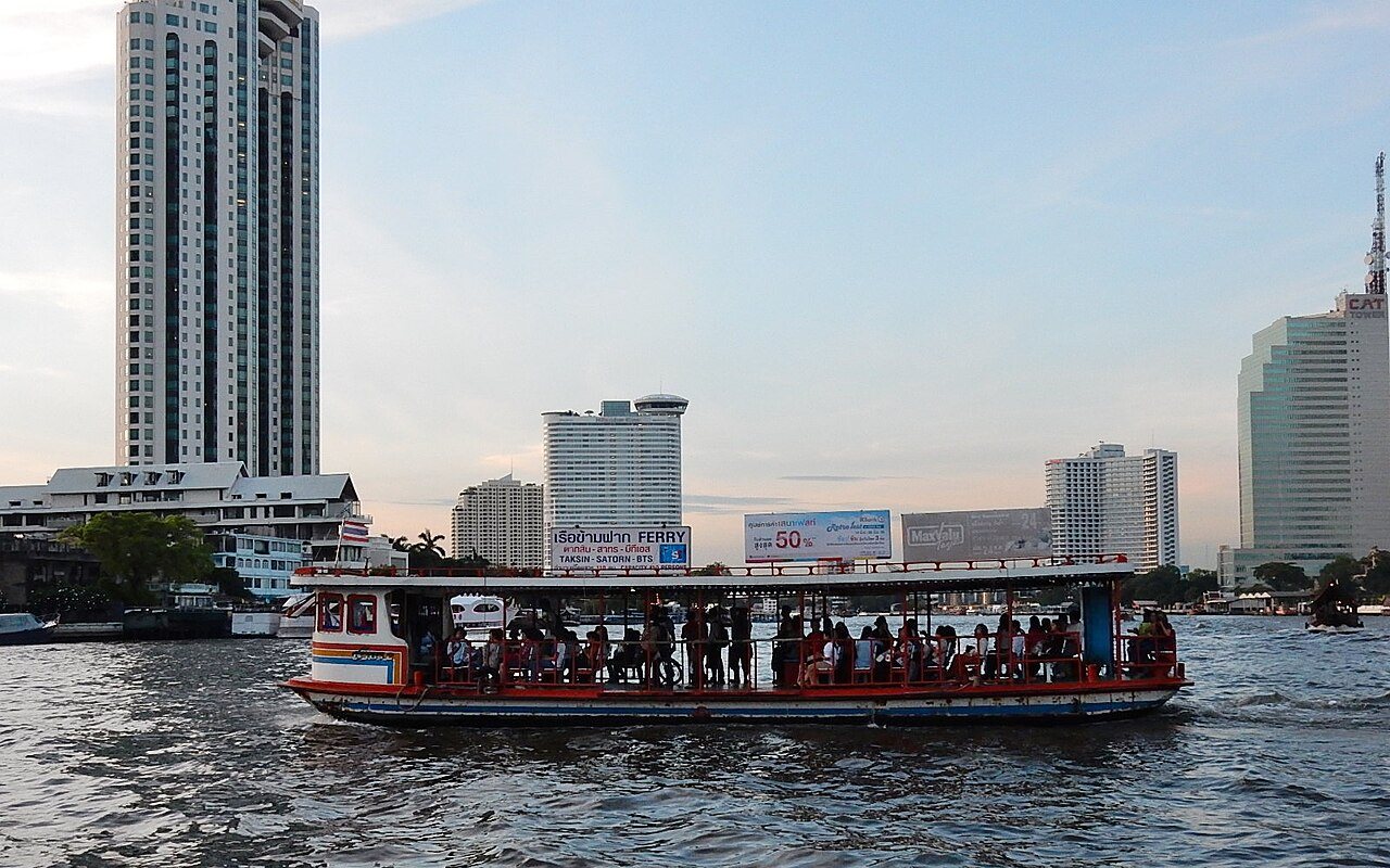 The Chao Phraya boat guide, made simple — which boat, which pier, how to pay
