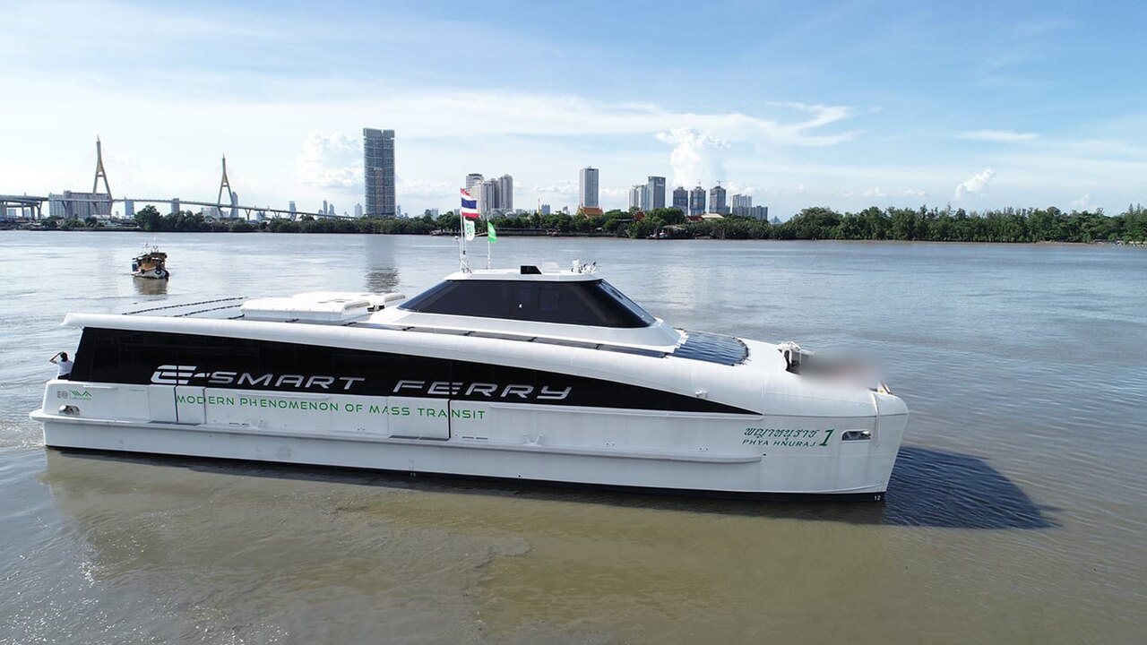 Electric boats in Bangkok — which ones work from Khlong San