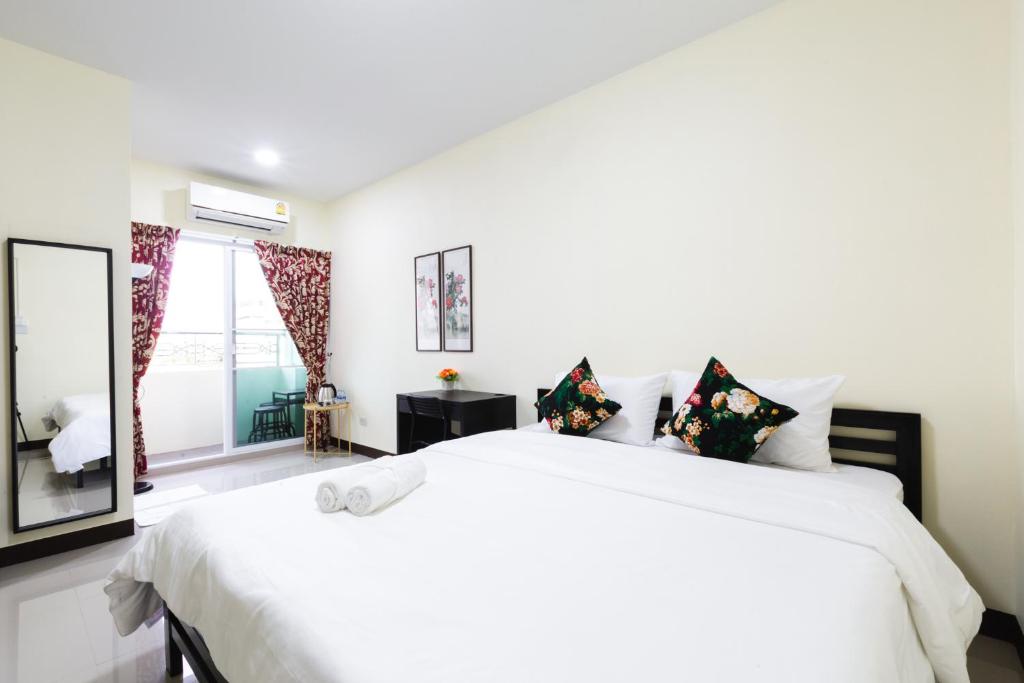 Standard Apartment